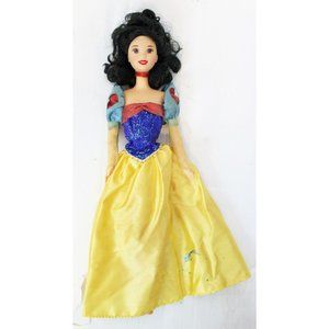 Mattel Disney Princess Sparkling Snow White Barbie Doll Yellow Glitter Shimmer